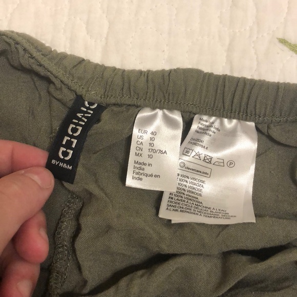 H&M olive green shorts size 10 - Picture 5 of 5